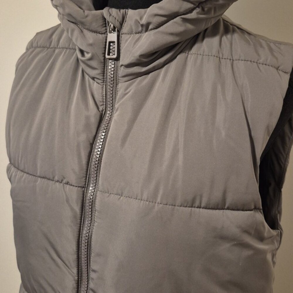 🖤 ONLY Charcoal Hooded Long Puffer Vest – XS - Picture 5 of 10